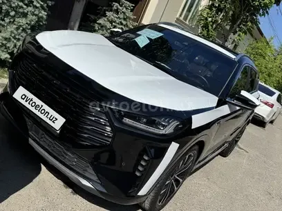 Jetour X70 Plus 2024 — фото 1, купить с доставкой в Москву