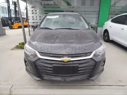 Chevrolet Onix 2025 — фото 1, купить с доставкой в Москву