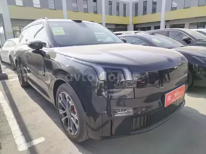 Lynk And Co 900 2025 — фото 1, купить с доставкой в Москву