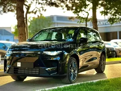 Leapmotor C10 2026 — фото 1, купить с доставкой в Москву