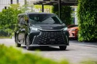 Lexus LM 2026 купить в Москве