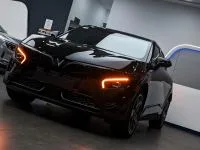 VinFast VF7 Plus - 2026 — фото 1, купить с доставкой в Москву