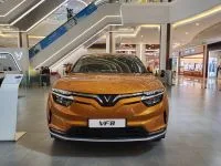 VinFast VF8 Eco - 2025 — фото 1, купить с доставкой в Москву