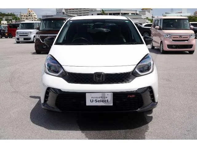 Honda FIT 1.5 RS CD 2023 — фото 1, купить с доставкой в Москву