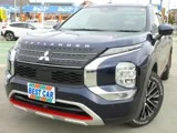 Mitsubishi Outlander PHEV 2.4 G 4WD 9TV 2022 — фото 1, купить с доставкой в Москву