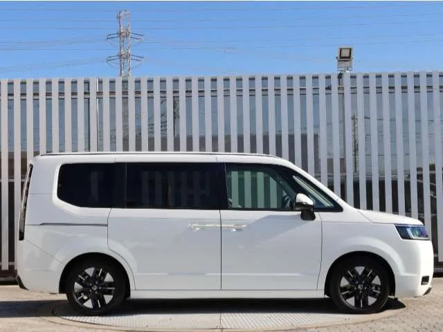 Honda STEPWAGON 2.0 e:HEV EX 9 2025 — миниатюра 4