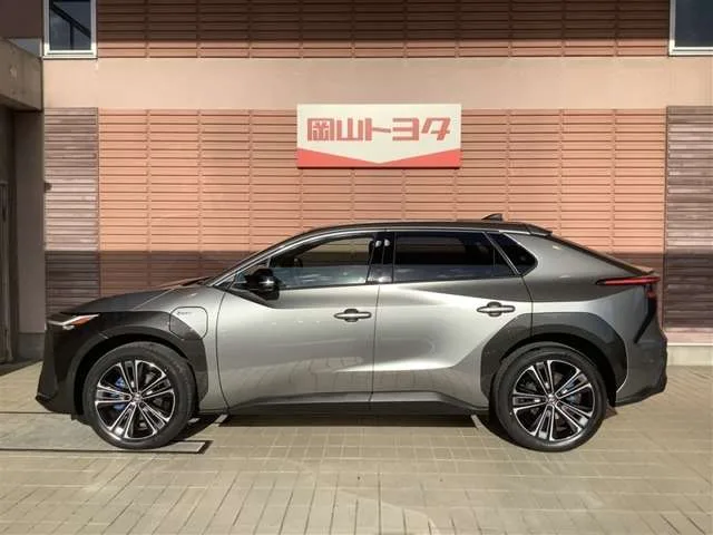 Toyota Bz4X Z -TV 2024 — миниатюра 3