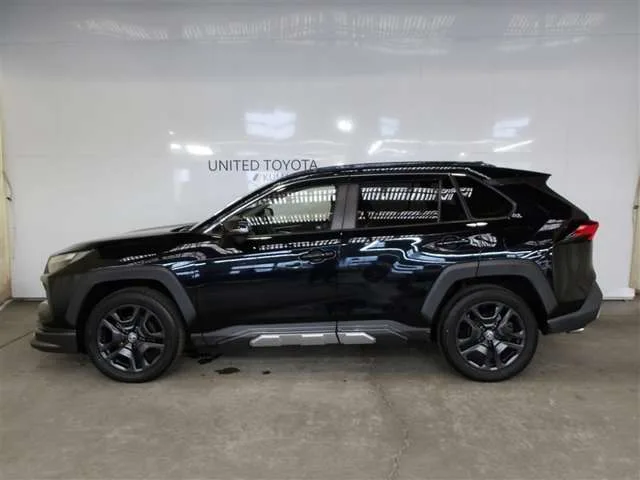 Toyota RAV4 2.5 E-Four 4WD 2022 — миниатюра 2