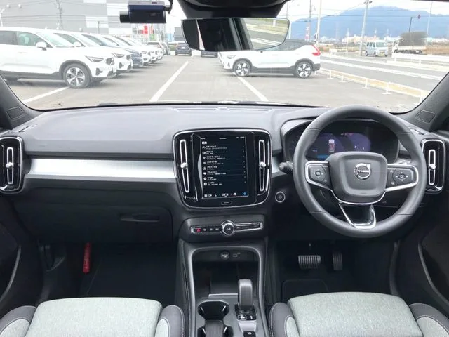 Volvo XC40 2022 — миниатюра 2