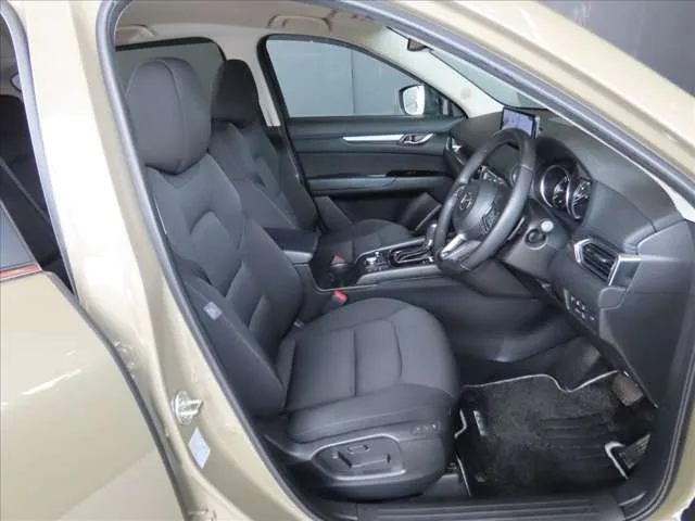 Mazda CX-5 2.2 2023 — миниатюра 2