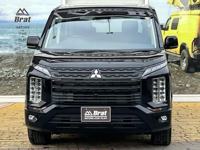 Mitsubishi Delica D:5 2.2 4WD 2025 — миниатюра 2
