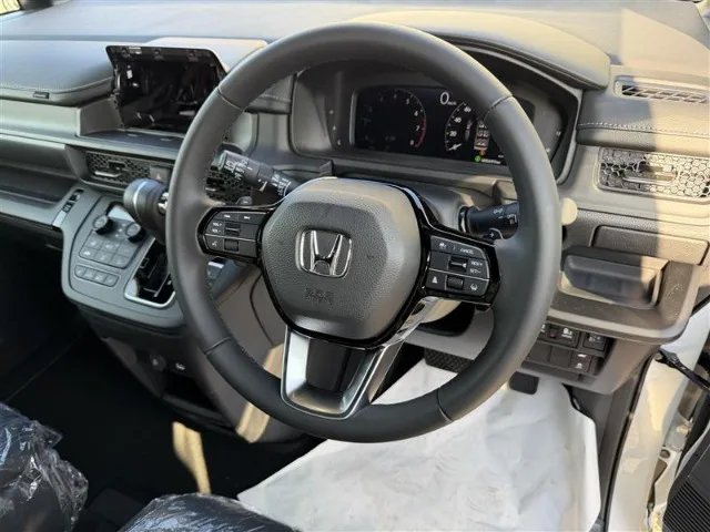 Honda STEPWAGON 1.5 2026 — миниатюра 2