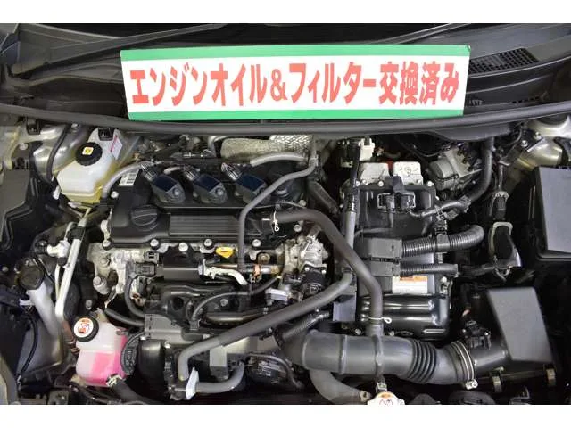 Toyota Yaris 1.5 X E-Four 4WD 4WD 2022 — миниатюра 2