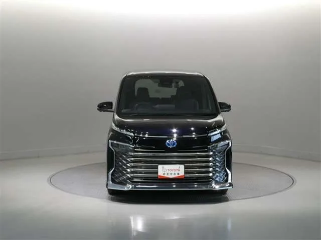 Toyota VOXY 1.8 S-Z 2023 — миниатюра 2