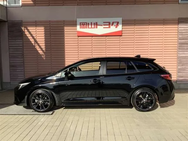 Toyota Corolla 1.8 2024 — миниатюра 3