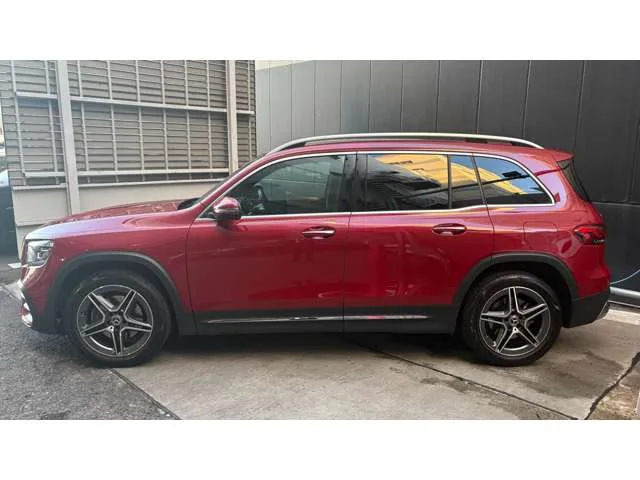 Mercedes-Benz GLB-Class 200d 4 AMG 2023 — миниатюра 3