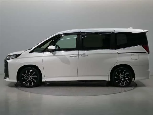 Toyota NOAH 1.8 S-Z 2023 — миниатюра 3