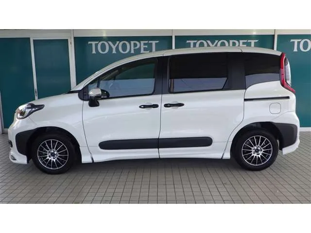 Toyota SIENTA 1.5 Z E-Four 4WD 2023 — миниатюра 3