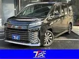 Toyota Voxy 1.8 S-Z PKG/ 2022 — фото 1, купить с доставкой в Москву