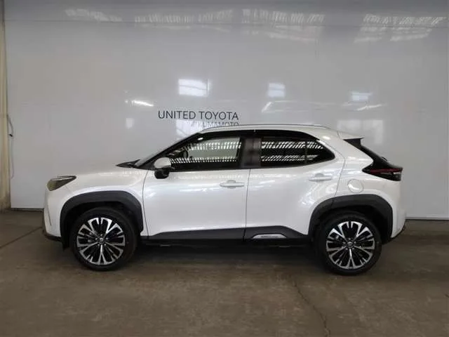 Toyota YARIS CROSS 1.5 Z 2023 — фото 1, купить с доставкой в Москву