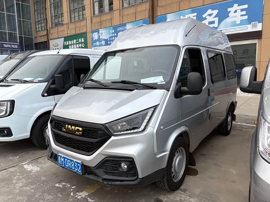 Jiangling special Teshun 2021 2.8T Space King Taurus Short Axis Medium High Top 6 Seater Diesel National VI JX493 2023 — фото 1, купить с доставкой в Москву