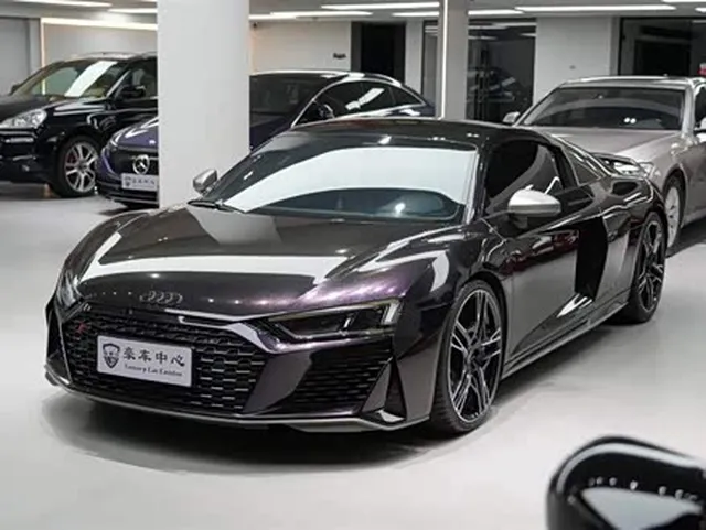 Audi R8