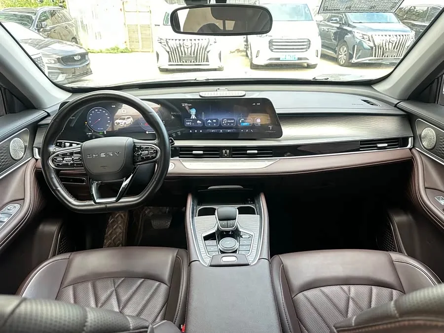 Chery Tiggo 8 PLUS Tiggo 8 PLUS 2024 Champion Edition 290TGDI DCT Pride Edition 5-seater 2024 — миниатюра 3