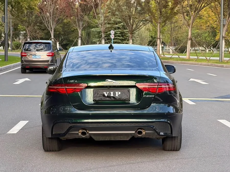 Jaguar XEL 2024 2.0T 250PS R-DYNAMIC S aggressive sports version 2024 — миниатюра 2