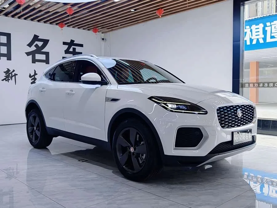 Jaguar E-Pace 2024 aggressive sports version R-DYNAMIC S 2024 — миниатюра 3