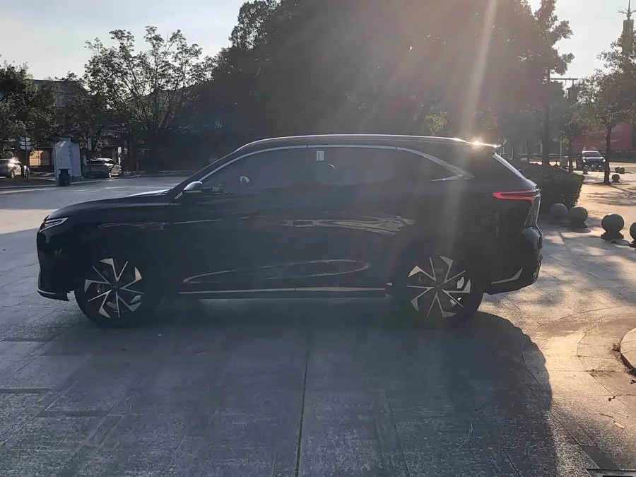Kaiyi Kunlun Kaiyi Kunlun 2023 Kunlun 500 Starry Sky Edition 2023 — миниатюра 2