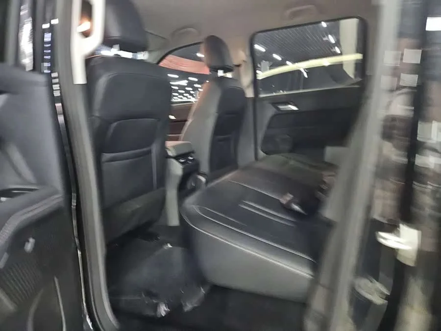 Jiangling Avenue Dadao 2024 All-Rounder 2.3T Diesel Automatic Two-Wheel Drive Standard Wheelbase Comfort Edition 2025 — миниатюра 2