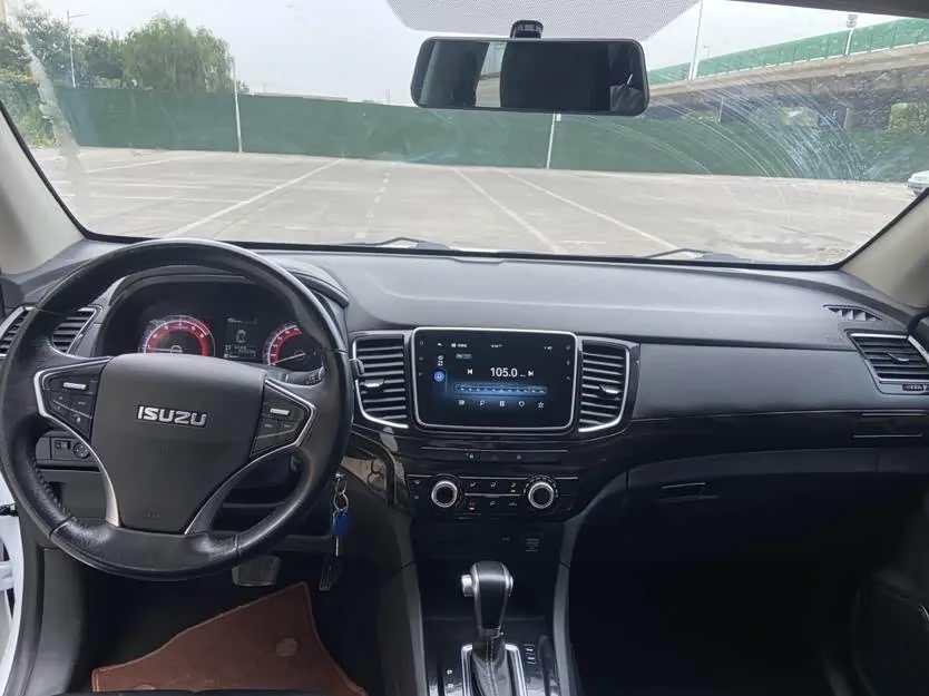 Isuzu Lingtuo Ringtop 2020 2.5T two-wheel drive automatic flagship version National VI extended version JE4D25Q6A 2022 — миниатюра 3