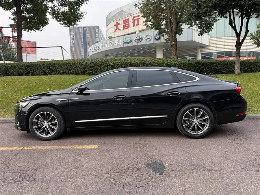 Buick LaCrosse LaCrosse 2022 652T Luxury 2022 — миниатюра 3