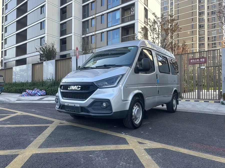 Jiangling special Teshun 2021 2.8T Space King Taurus Short Axis Medium High Top 6 Seater Diesel National VI JX493 2022 — фото 1, купить с доставкой в Москву