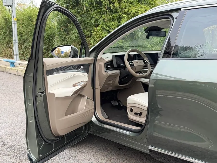 Roewe RX9 Roewe RX9 2023 2.0T 2WD Enjoy Edition 2023 — миниатюра 3