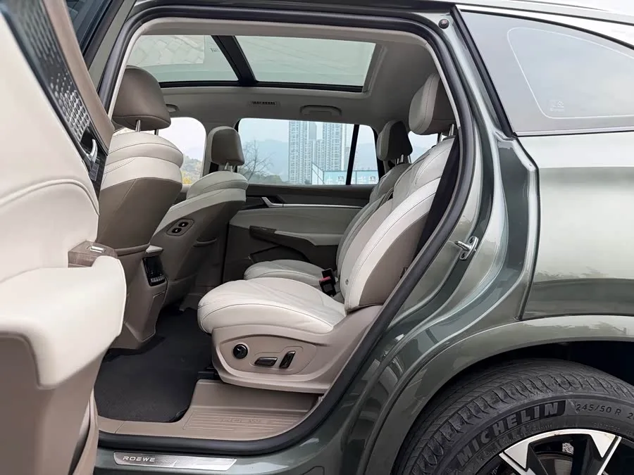 Roewe RX9 Roewe RX9 2023 2.0T 2WD Enjoy Edition 2023 — миниатюра 4