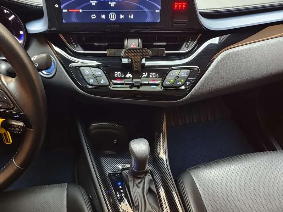 Toyota IZOA IZOA 2021 Dual Engine 2.0L Yixiang Edition 2022 — миниатюра 4