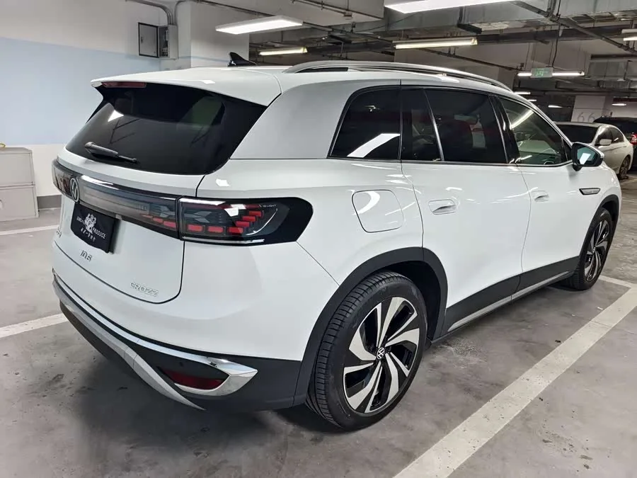 Volkswagen ID.6 CROZZ ID.6 CROZZ 2022 standard battery life PURE version 2024 — миниатюра 2