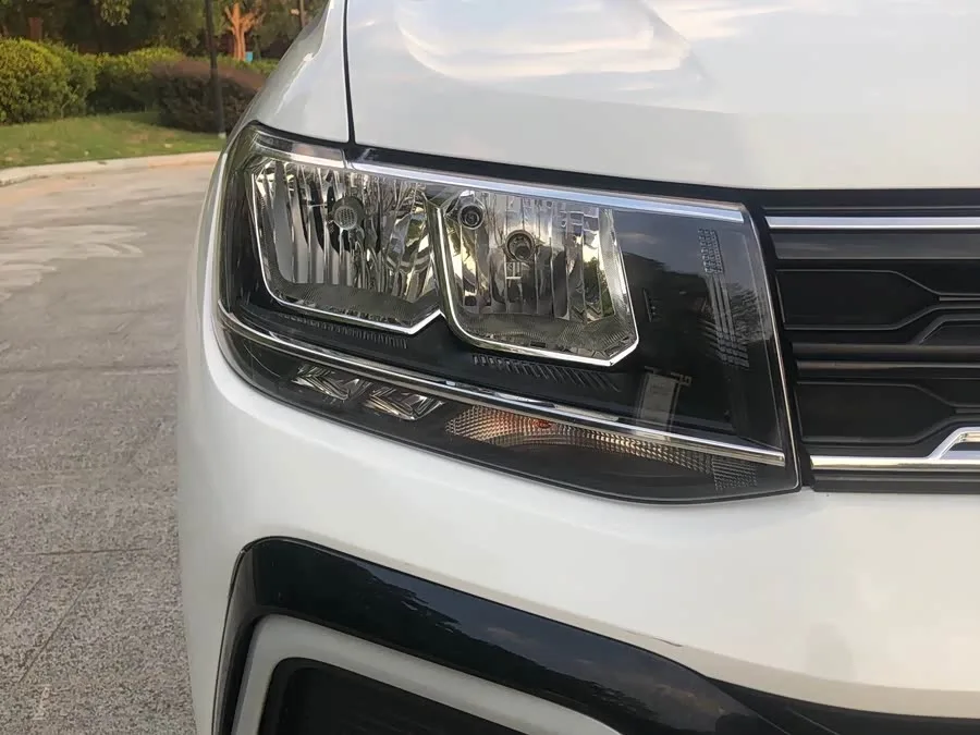 Volkswagen Tukai (T-Cross) Tukai 2023 facelift 1.5L automatic fashion version 2023 — миниатюра 3