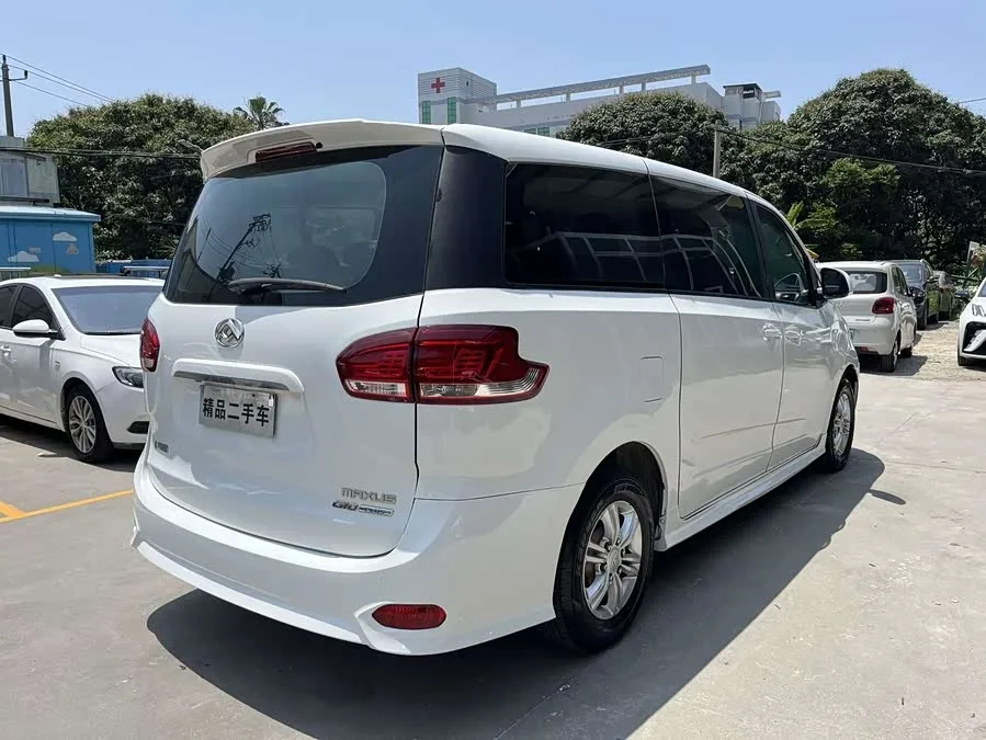 Maxus G10 2022 2.0T Automatic Smart Edition Gasoline 7 Seaters 2022 — миниатюра 3