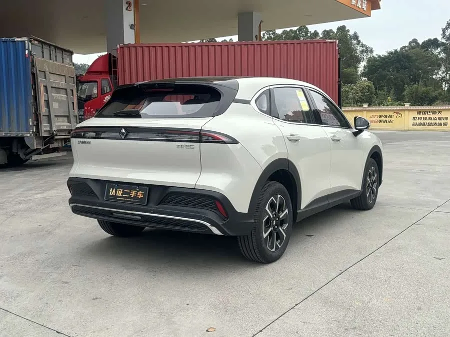 Baojun E6 Baojun E6 2026 500km Enjoy Edition 2025 — миниатюра 5