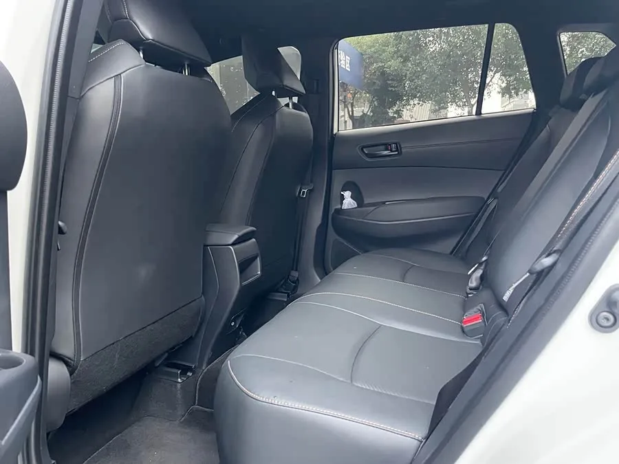 Toyota Frontlander 2026 Toyota Land Cruiser 2.0L CVT Comfort Plus Edition 2025 — миниатюра 4