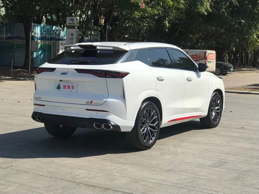 Oshan Z6 Changan Auchan Z6 2023 Blue Whale 1.5T DCT smart model 2024 — миниатюра 2
