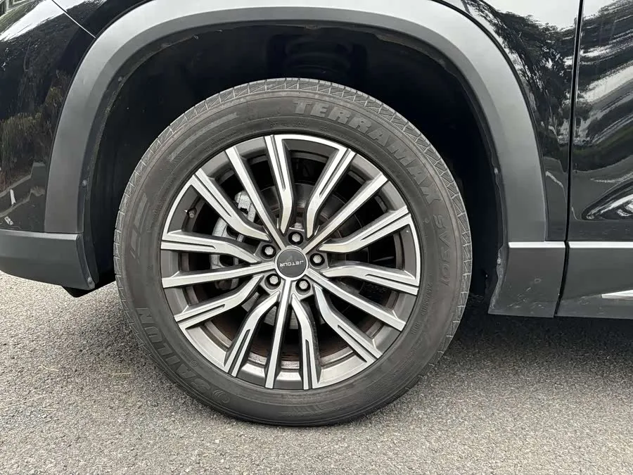 Jetour X90 PLUS Jetour X90 PLUS 2024 1.6TD DCT Villa 5-seater 2024 — миниатюра 2