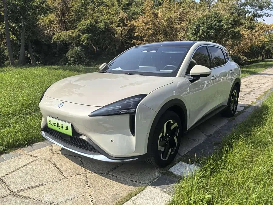 Baojun Sea of Clouds Baojun Yunhai 2024 600km pure electric version 2024 — фото 1, купить с доставкой в Москву
