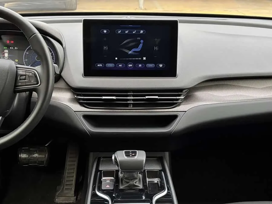 Hongqi E-QM5 Hongqi E-QM5 2024 450km Travel Edition 2024 — миниатюра 2