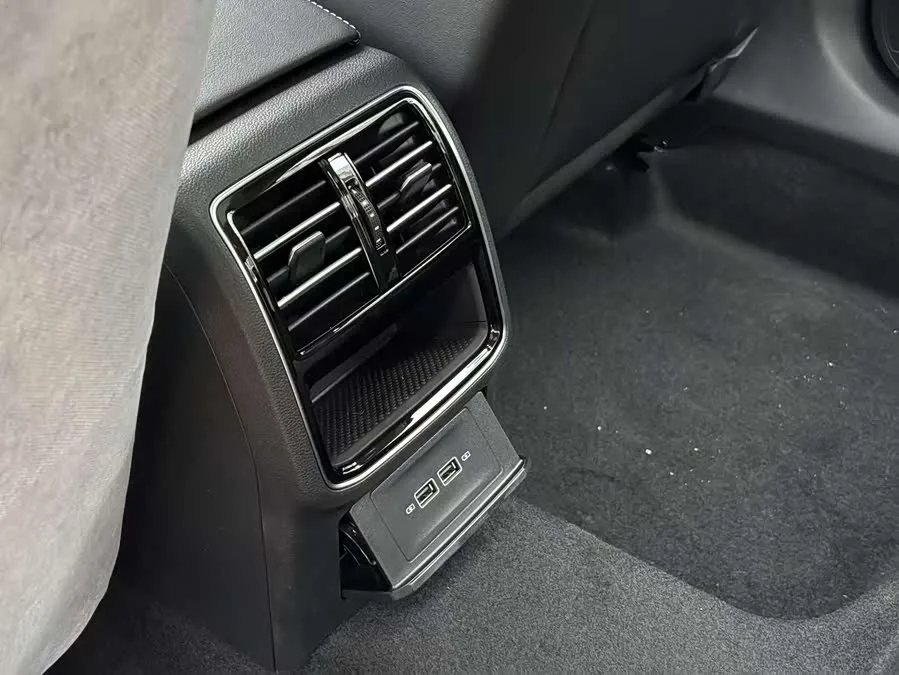Volkswagen Magotan Magotan 2025 Public Edition 280TSI DSG Comfort Edition 2026 — миниатюра 4