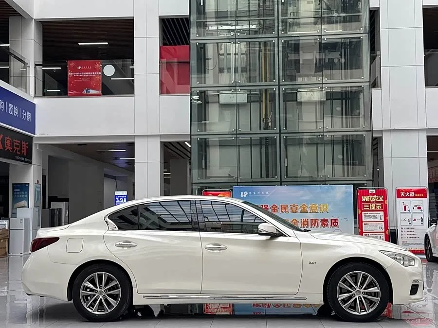 Infiniti Q50L 2022 2.0T Enjoy Edition 2023 — миниатюра 4