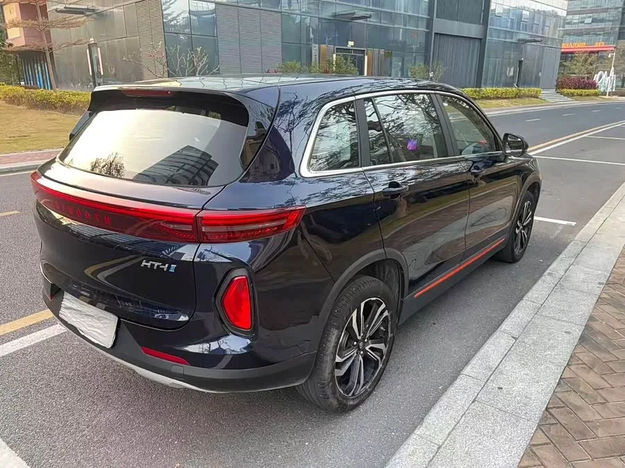 Skywell Skyworth HT-i Skyworth HT-i 2024 1.5L PHEV 115KM Premium Edition 2024 — миниатюра 2