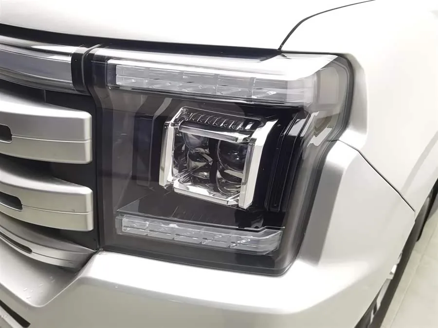 Jiangling Avenue 2023 Dadao Light Chaser 2.3T Diesel Automatic Four-Wheel Drive Standard Axle Enjoyment Edition 2023 — миниатюра 4